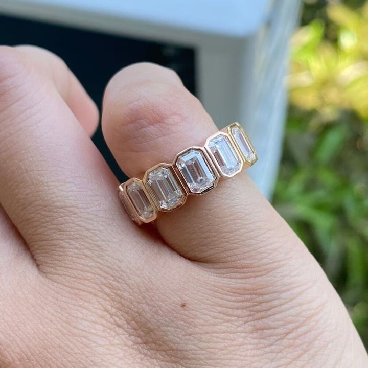 Emerald Moissanite Diamond Fill Eternity Band