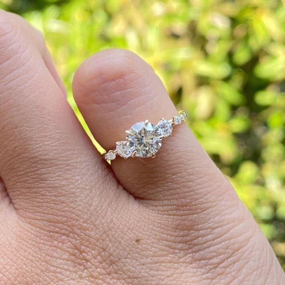 Round Diamond Moissanite Ring