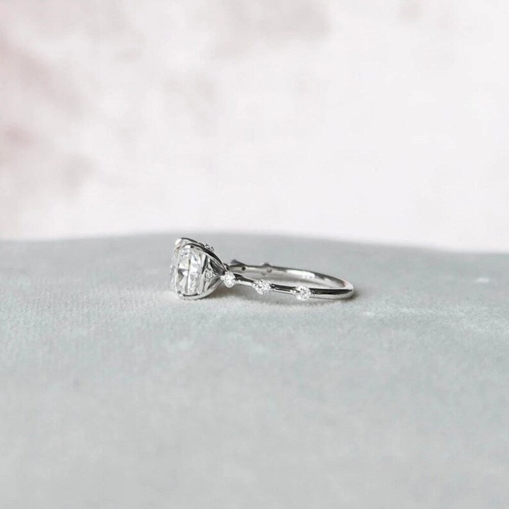 Cushion Moissanite Diamond Ring