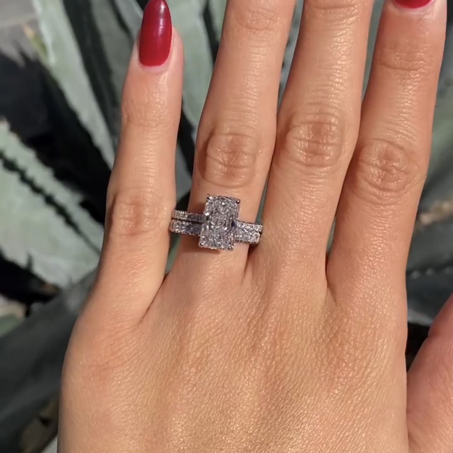 Radiant Bridal Set Diamond Ring