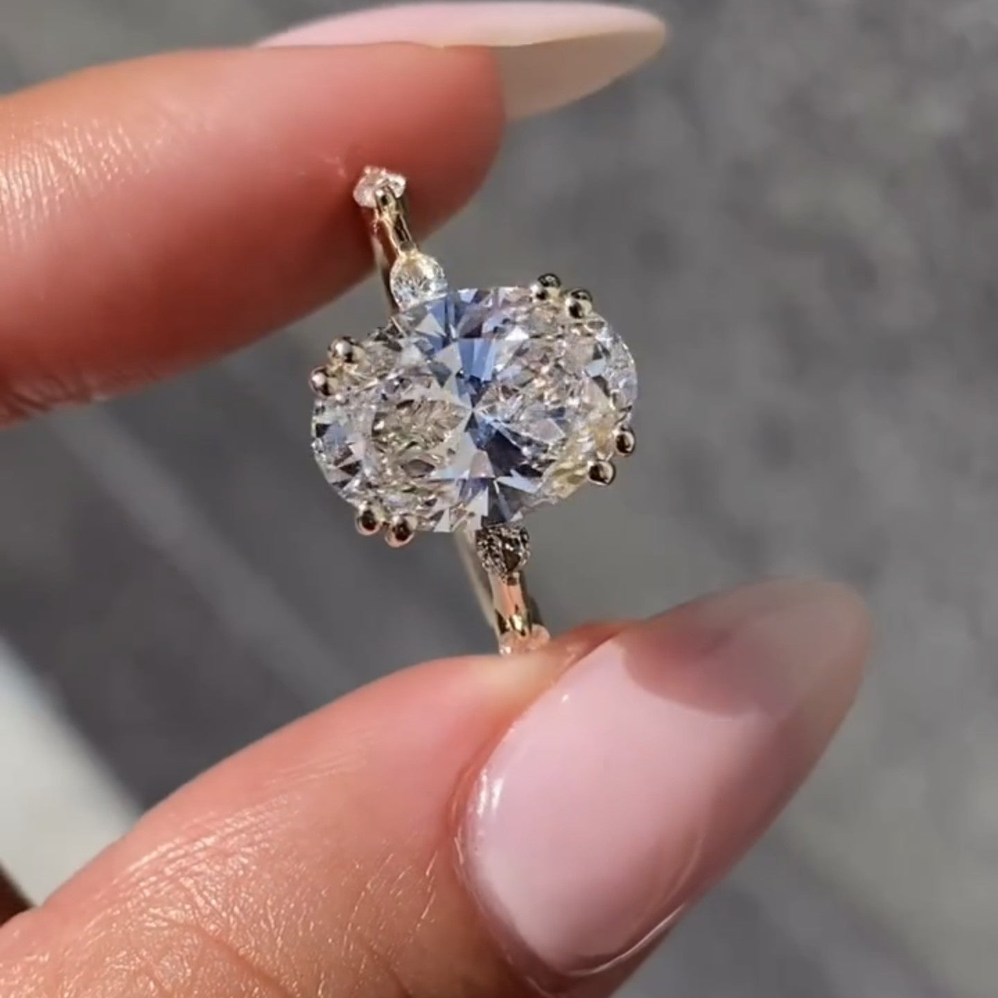 Oval Distant Pave Setting Ring