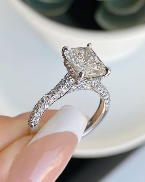 Radiant Cut Moissanite Diamond Ring