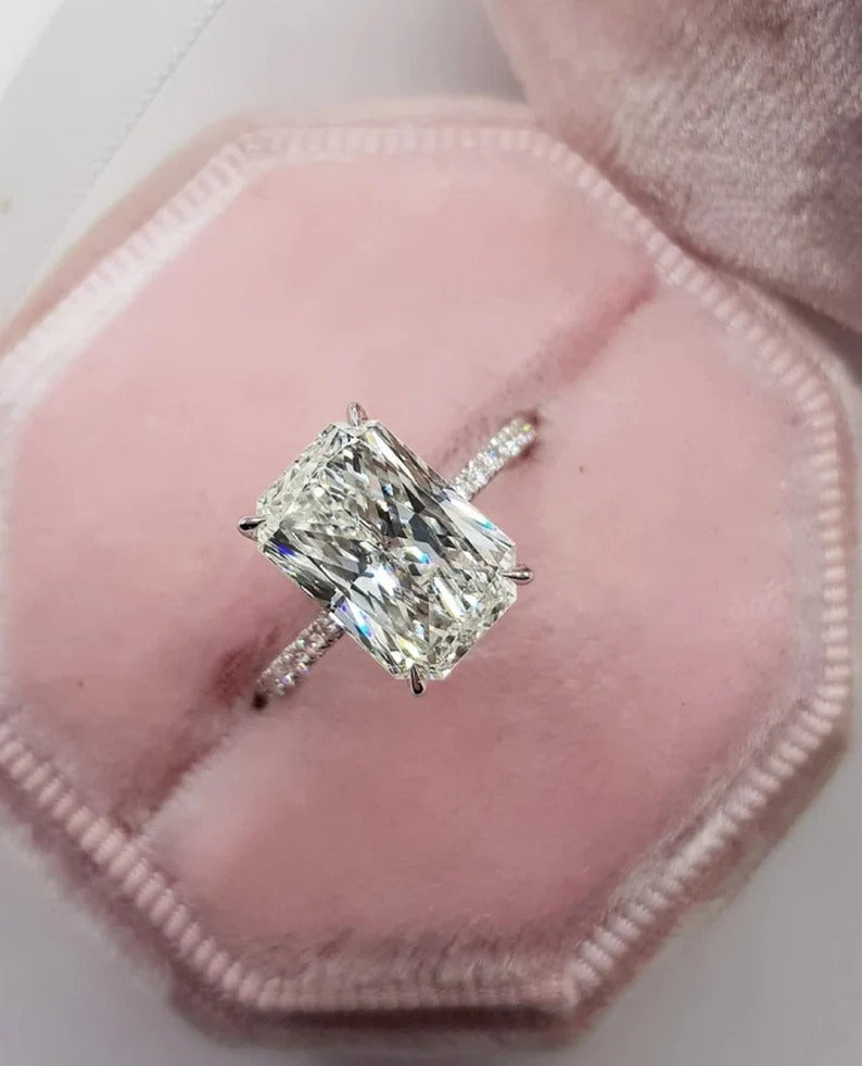 Radiant Cut Moissanite Diamond Ring