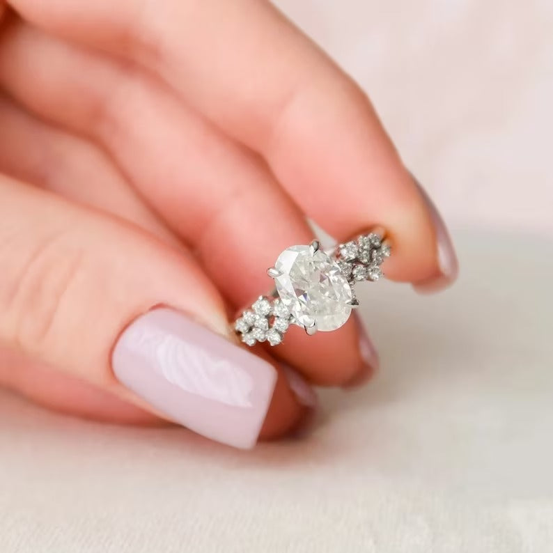 Oval Diamond Bridal Set Ring