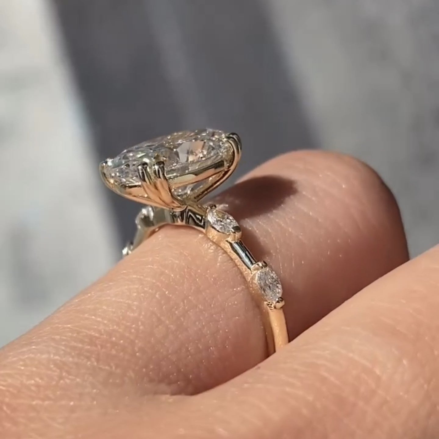 Oval Distant Pave Setting Ring