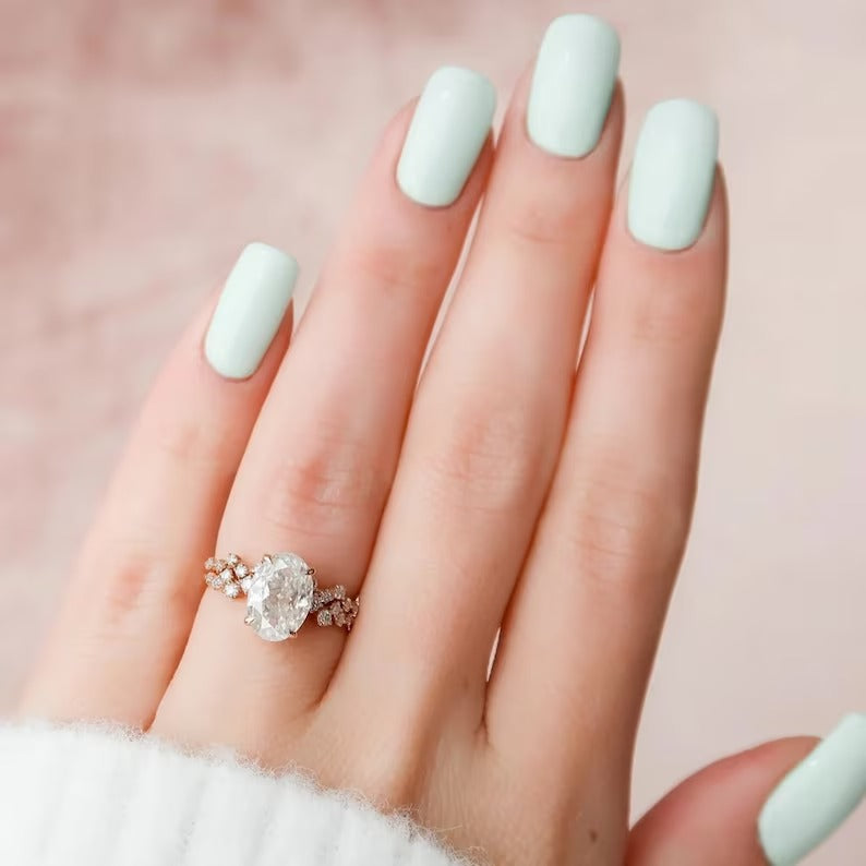 Oval Diamond Bridal Set Ring