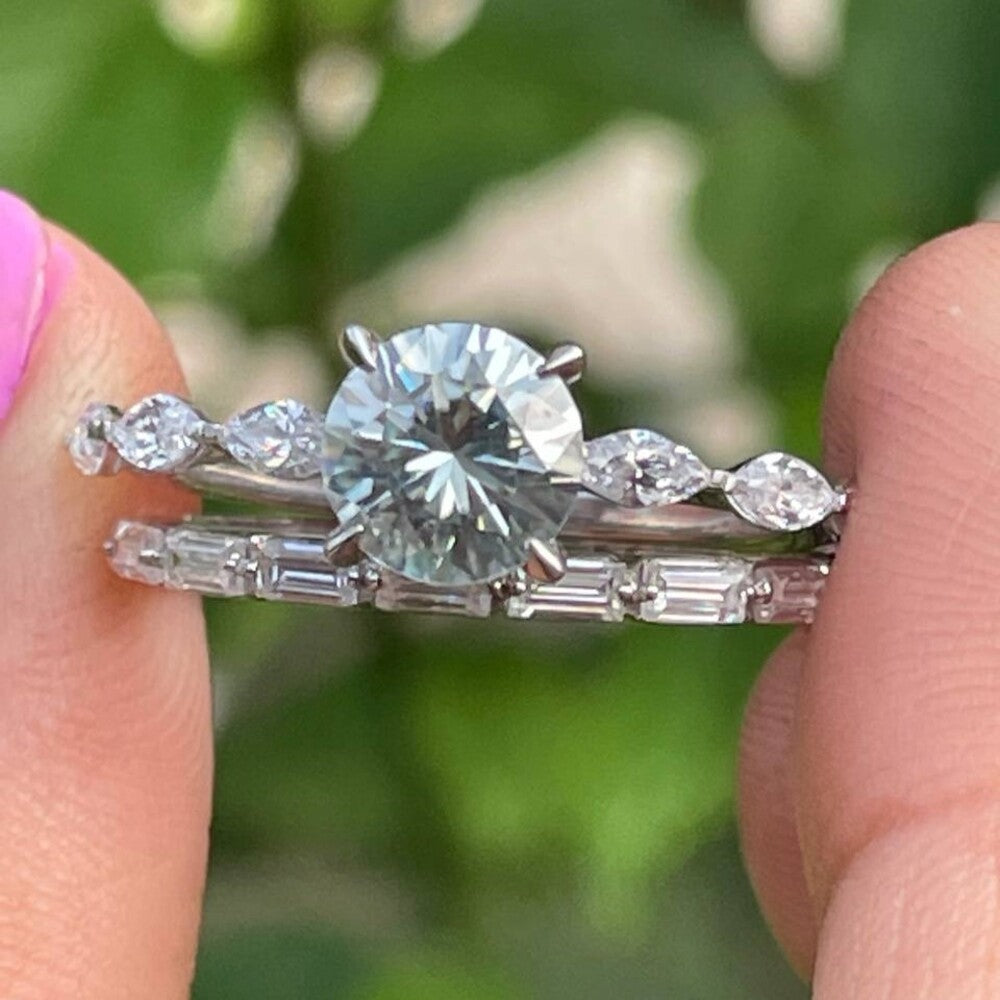 Round cut Moissanite Diamond Bridal Set Ring