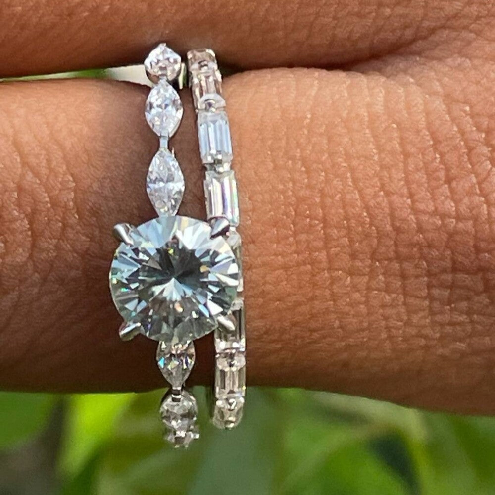 Round cut Moissanite Diamond Bridal Set Ring