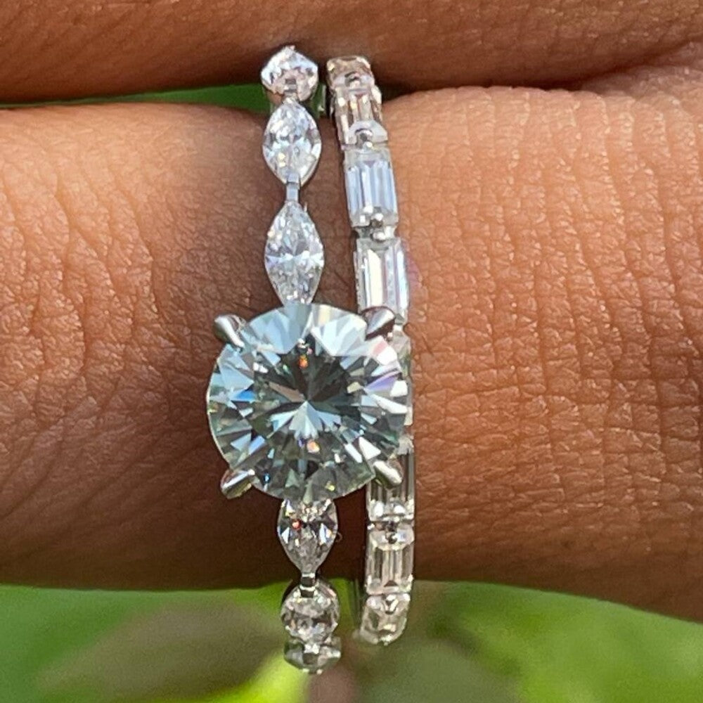 Round cut Moissanite Diamond Bridal Set Ring